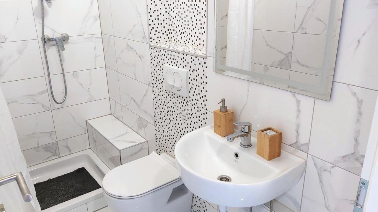 Apartments Zorica Duće エクステリア 写真