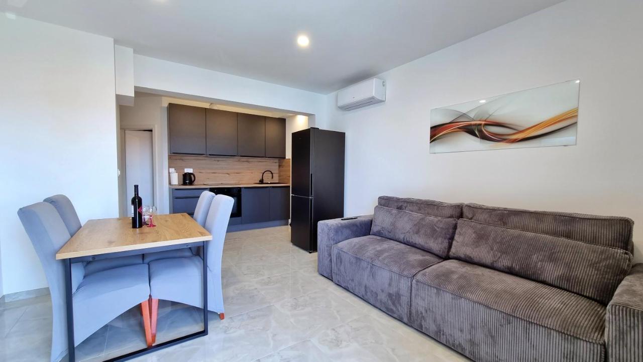 Apartments Zorica Duće エクステリア 写真