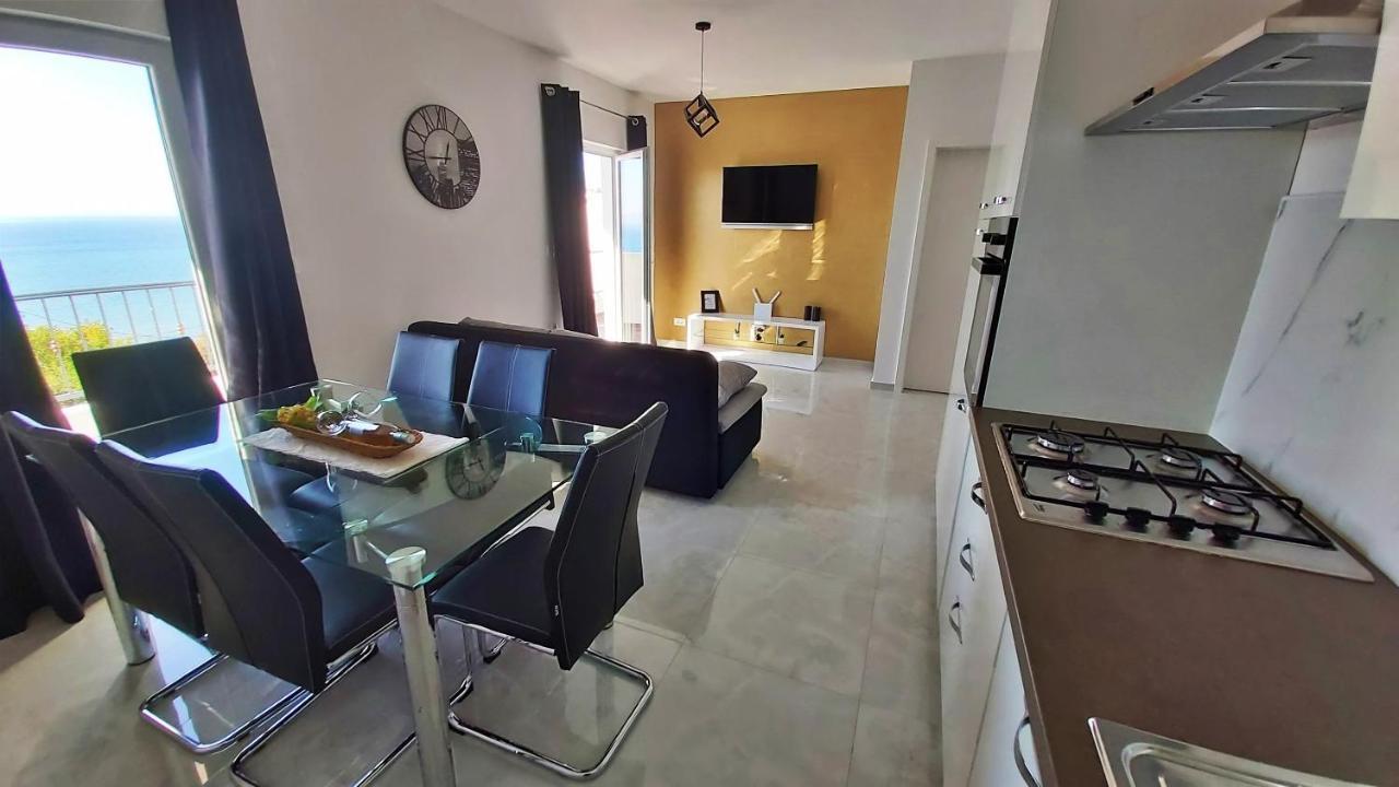 Apartments Zorica Duće エクステリア 写真
